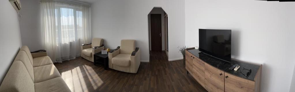 Central Apartment Μανγκάλια Εξωτερικό φωτογραφία